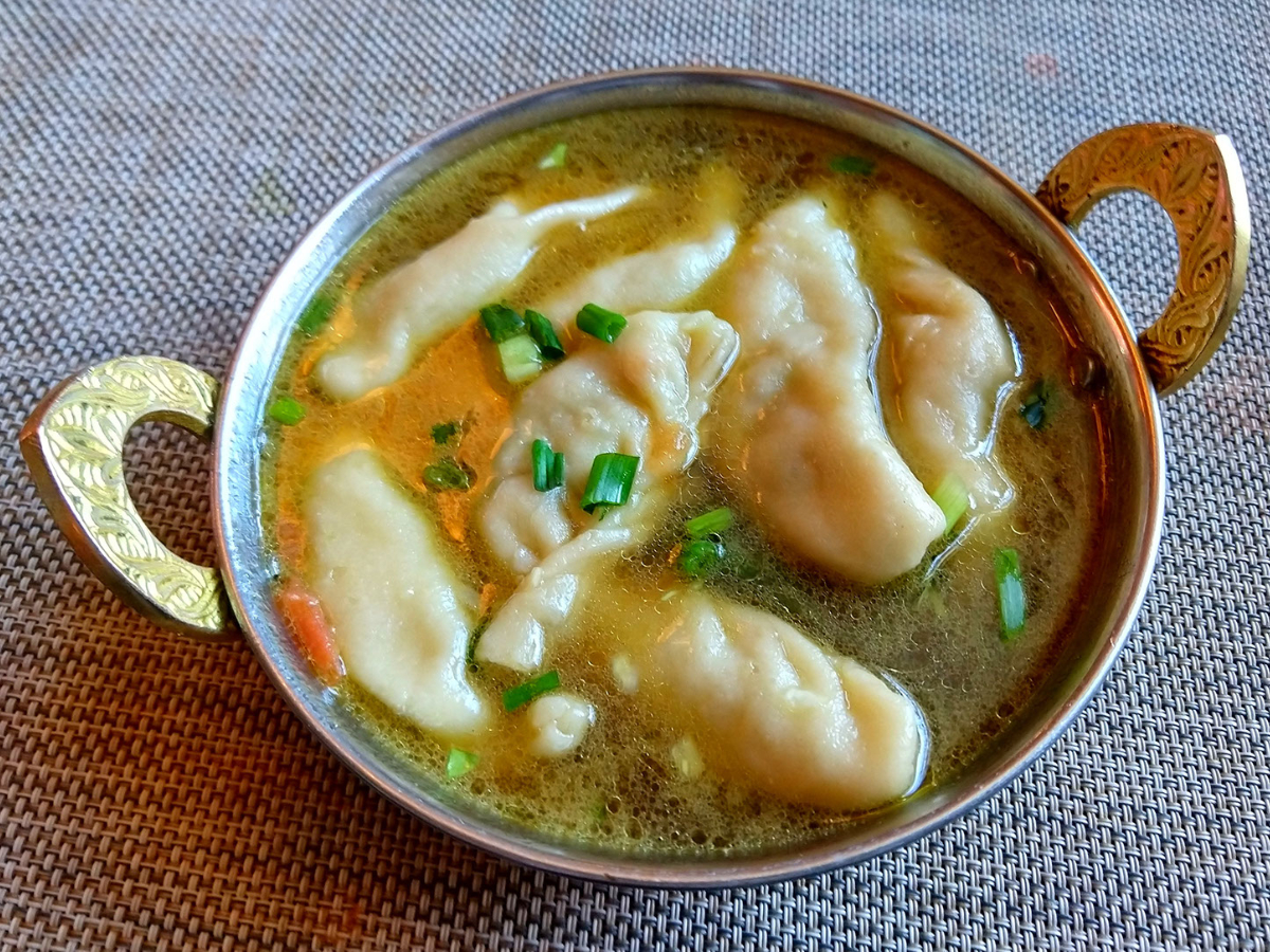 Momo soup